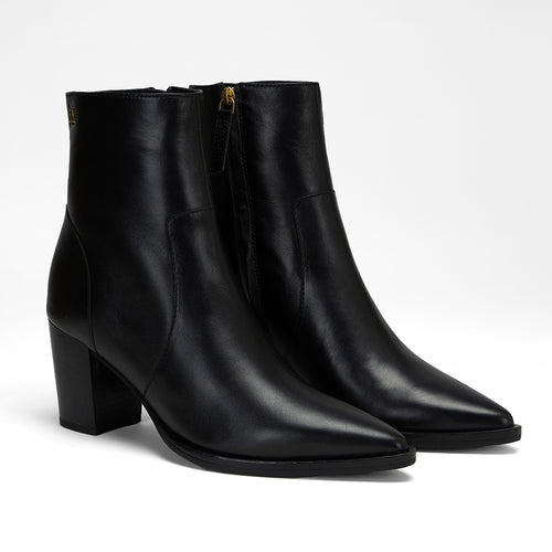 Loyal West Pointed Leather Booties