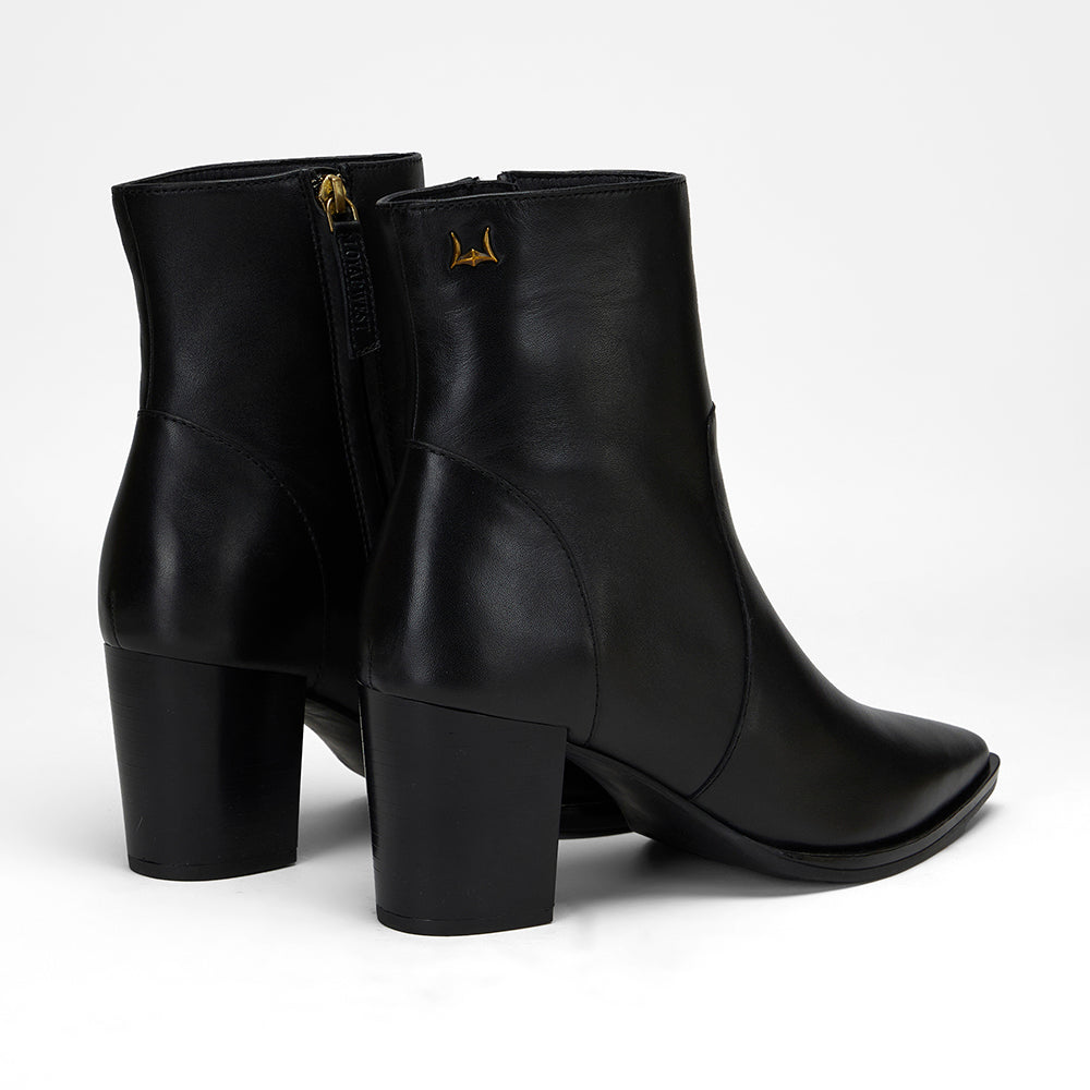 Loyal West Pointed Leather Booties