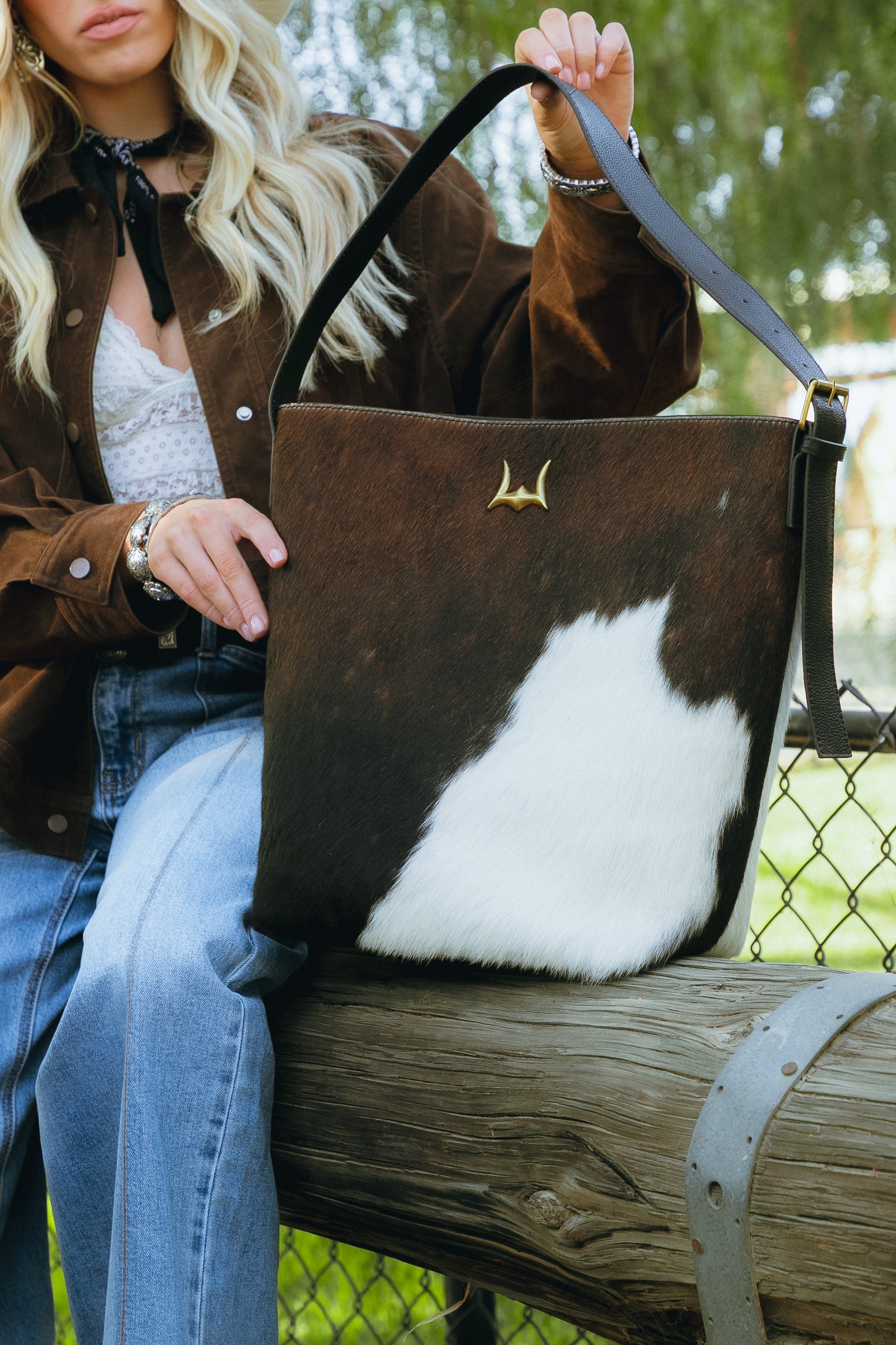 Clara Large Bucket Bag