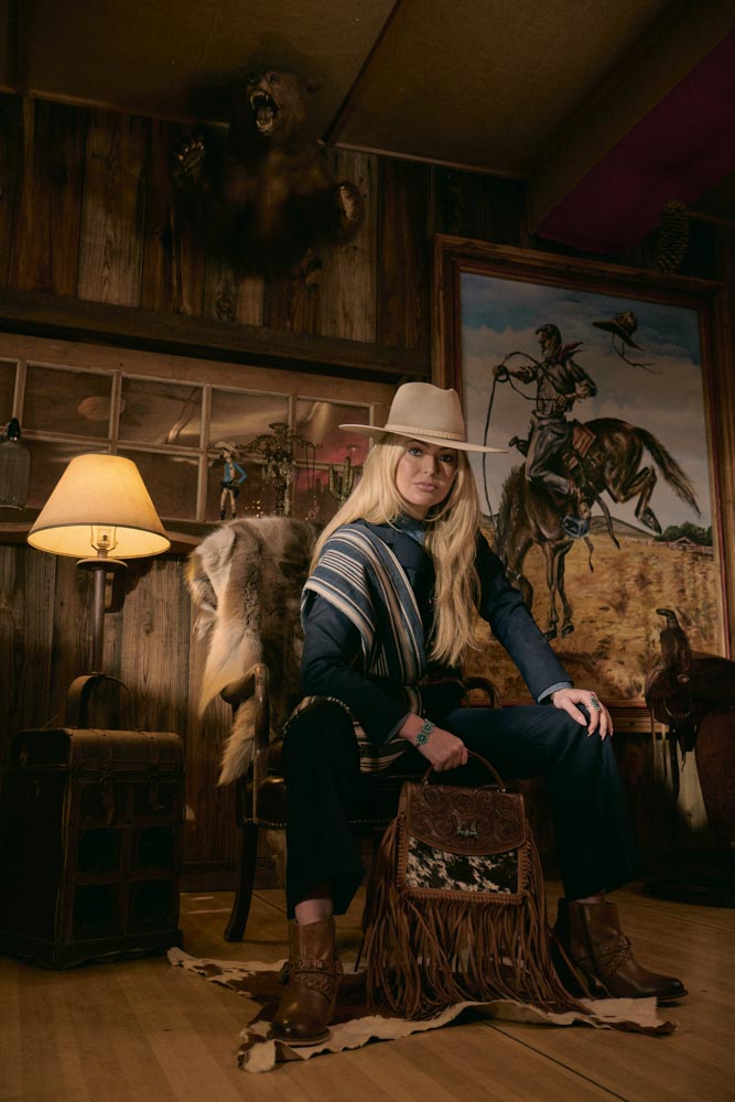 Loyal West Classic Flap Medium Tassle Bag Cowhide And Calfskin