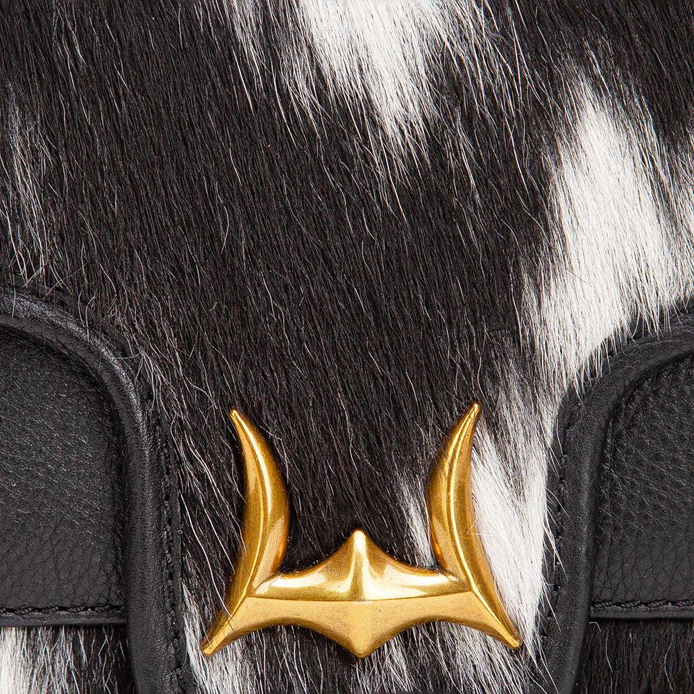 Loyal West Shell Medium Purse Black And White