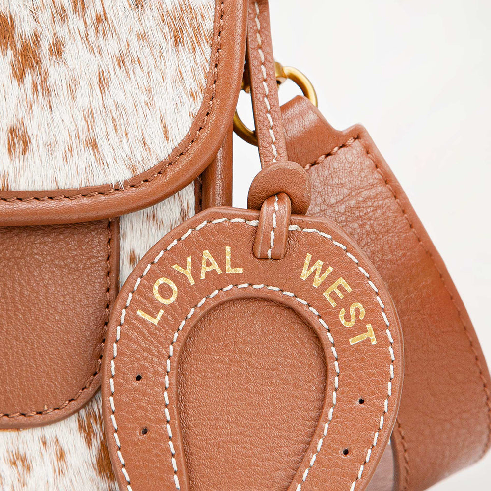 Loyal West Shell Medium Purse Brown And White