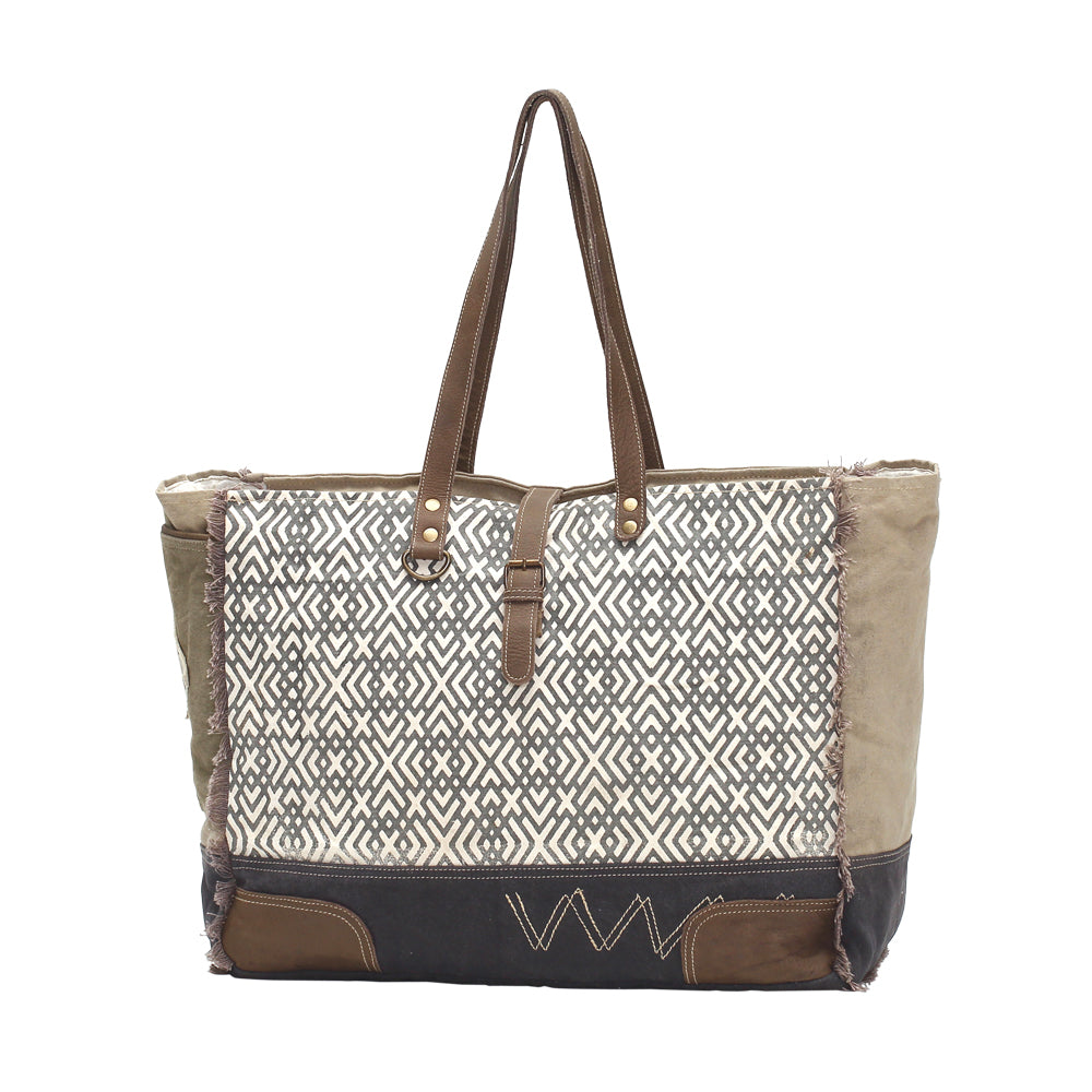 X Design Weekender Bag