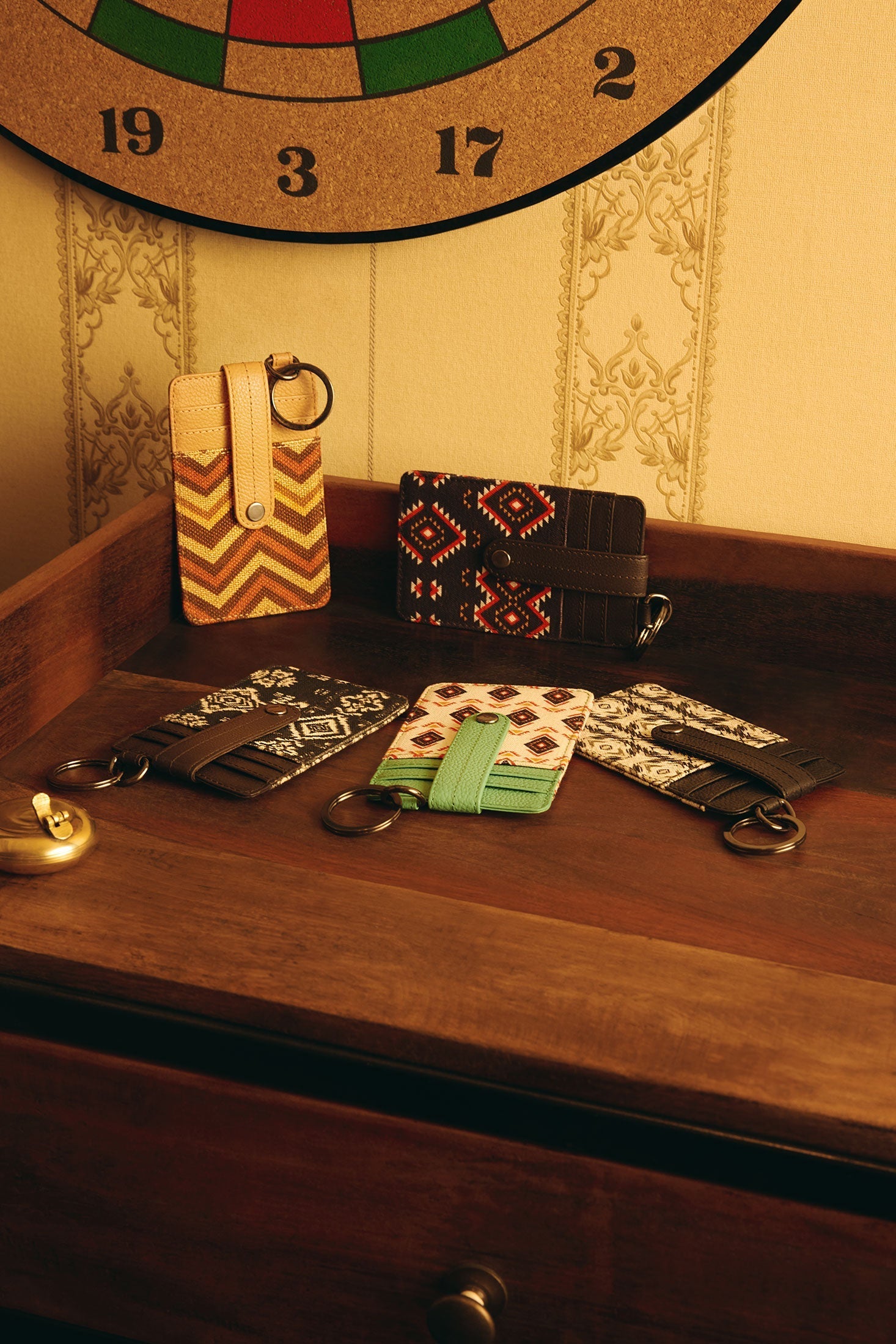 Taralongo Vista Credit Card Holder In Black and White