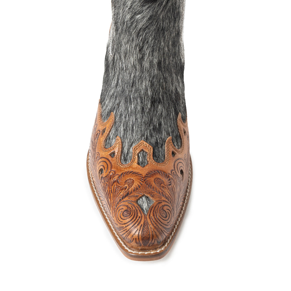 Twin Forks Booties In Black & White