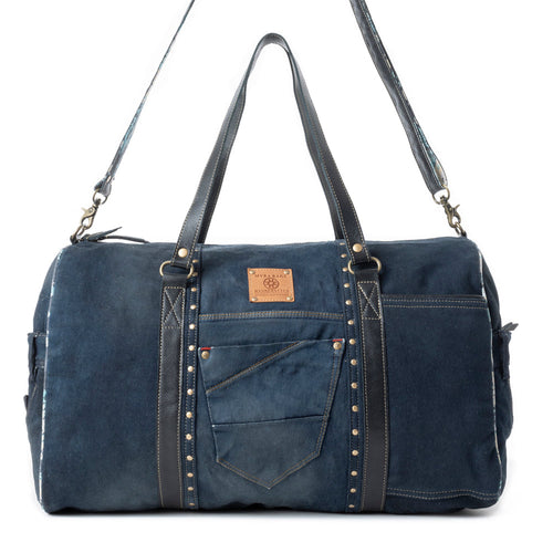 Wildberry Voyager Traveler Bag in Blue
