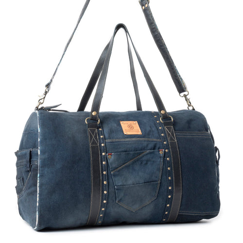 Wildberry Voyager Traveler Bag in Blue