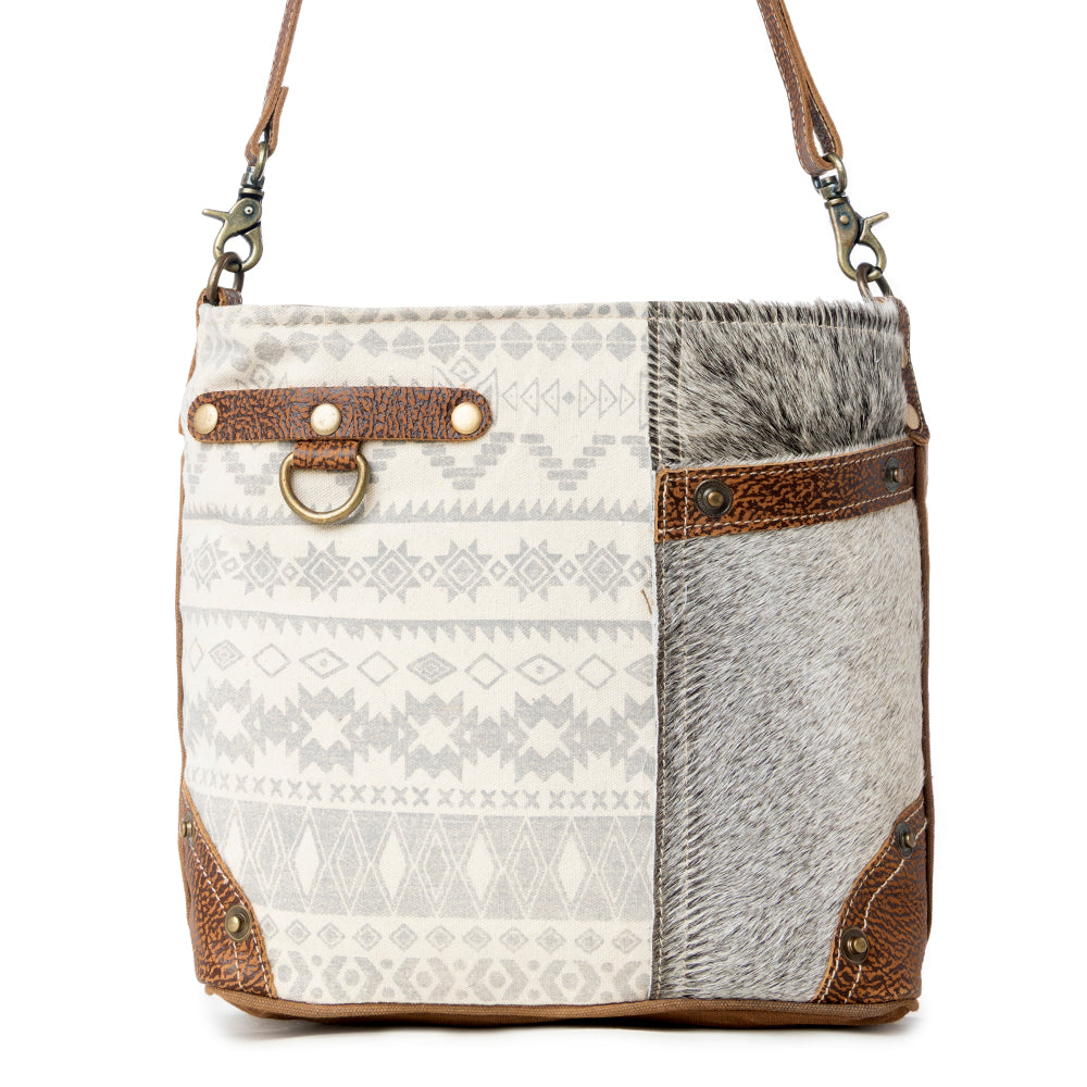 Side Floral Design Shoulder Bag