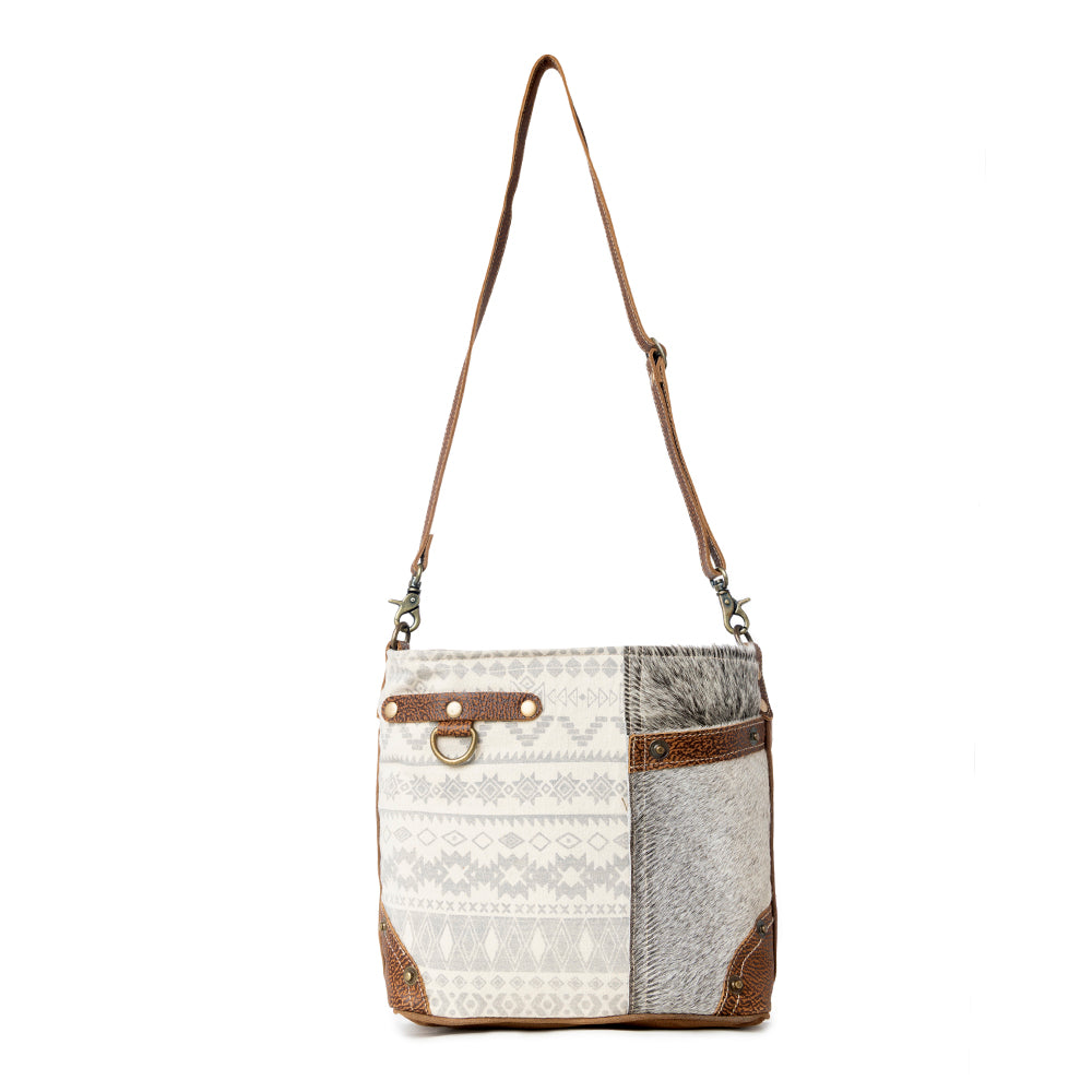 Side Floral Design Shoulder Bag
