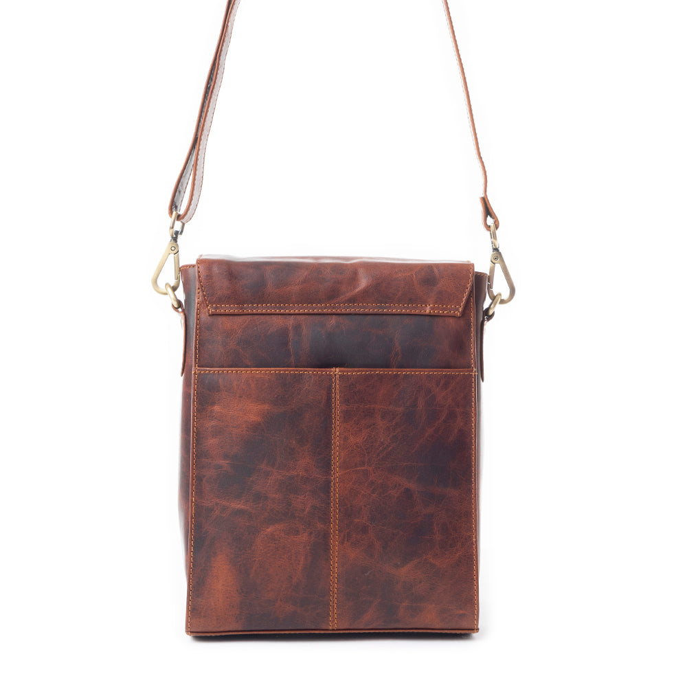 Desmona Peak Messenger Bag - Myrabag