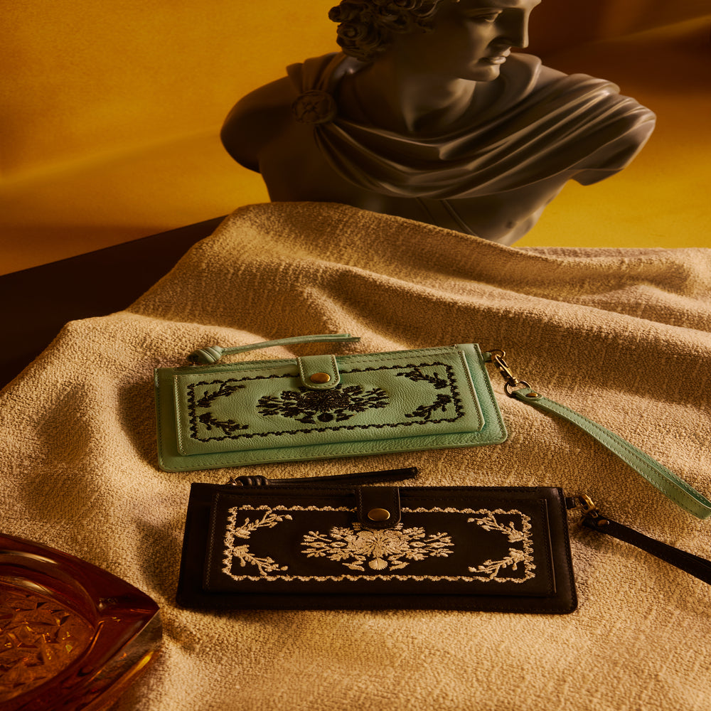 Azure Mesa Leather Wallet in Black