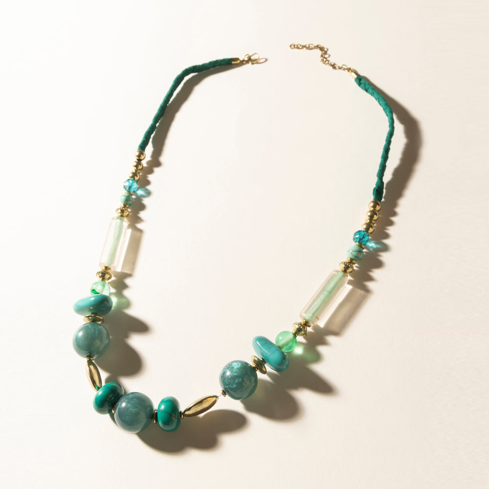Lagoon Mist Necklace in Spring Aqua