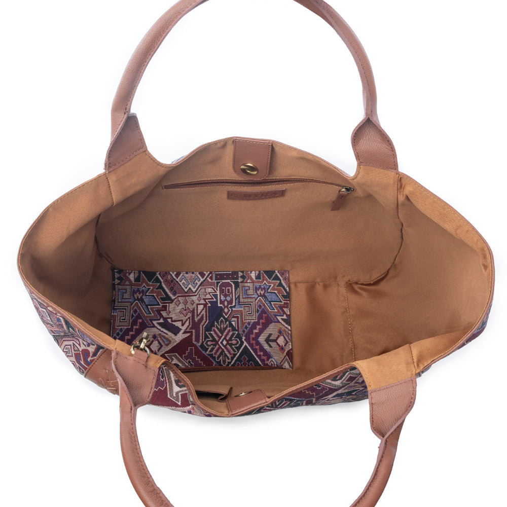 Savannah Moon Jacquard Tote Bag in Plum Shadow