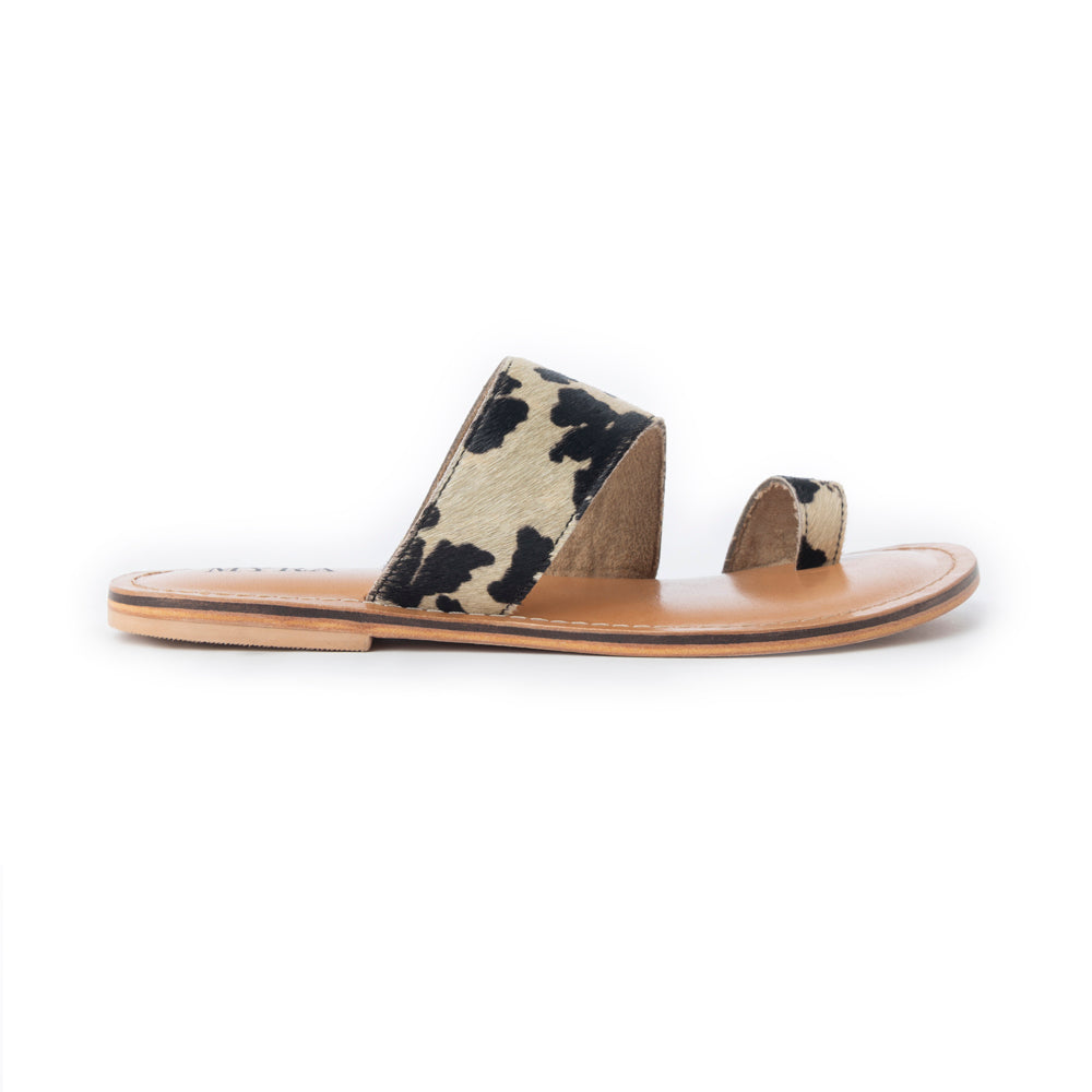 Cattle Trail Hairon Leather Sandals in Ivory Cowhide