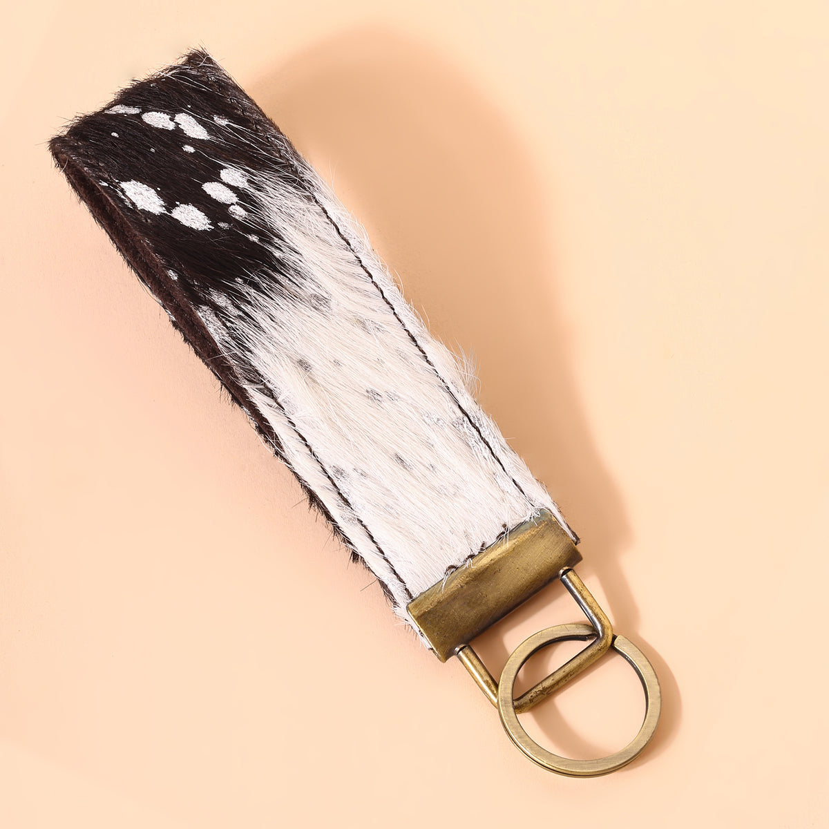 Sacaton Key Fob in black with metallic finish