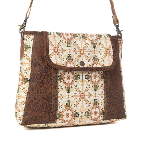Oakline Cotton & Leather Shoulder Bag in Oat Brown