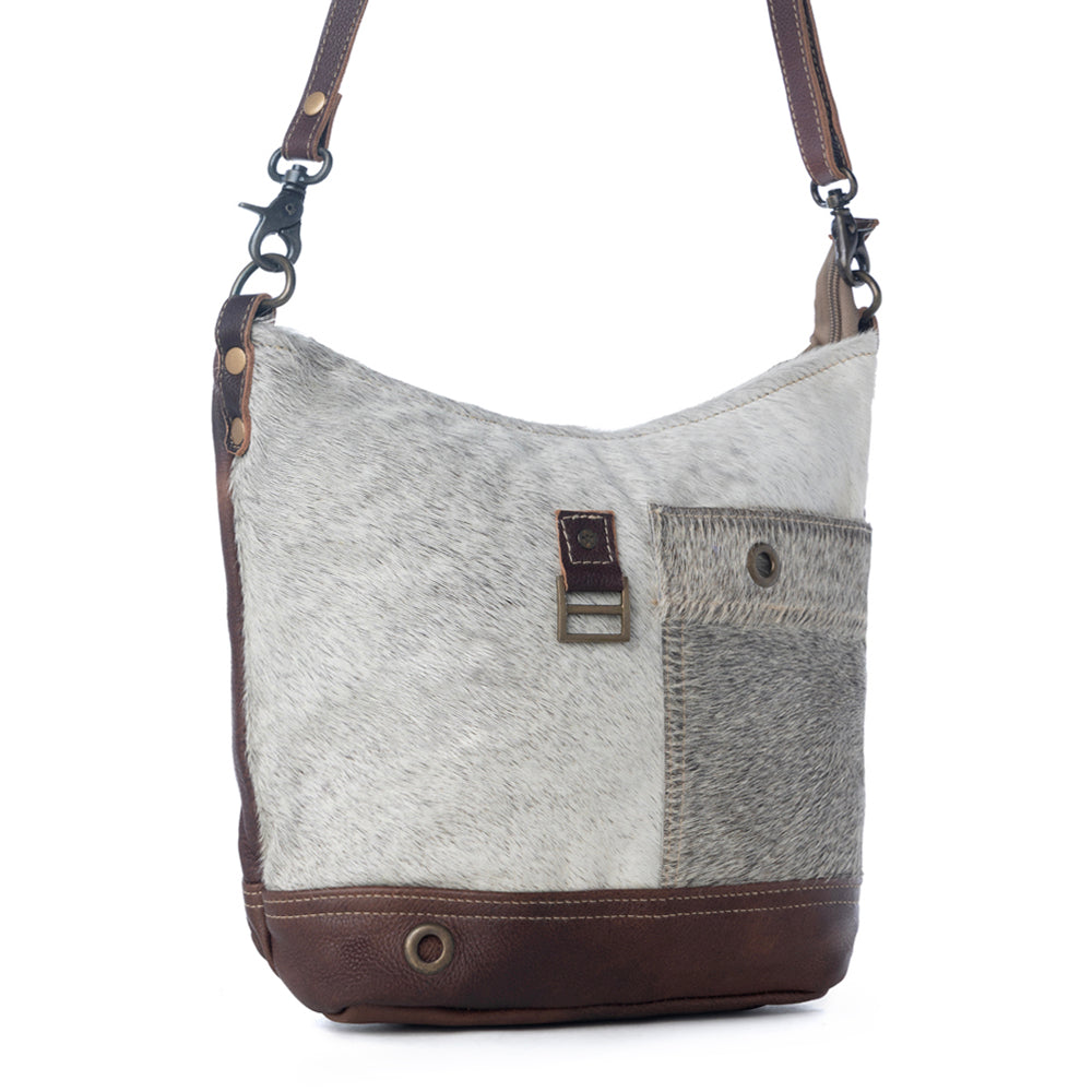 Dim Shoulder Bag