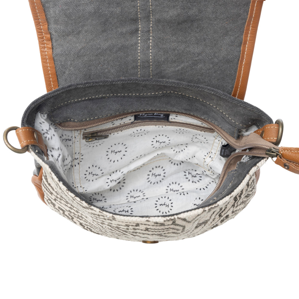 Flappy Thingy Shoulder Bag