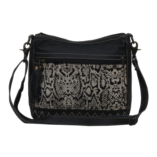 Monochromatic Magic Bag