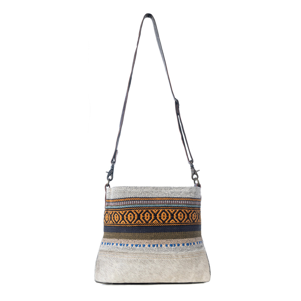 Nuanced Small & Crossbody Bag