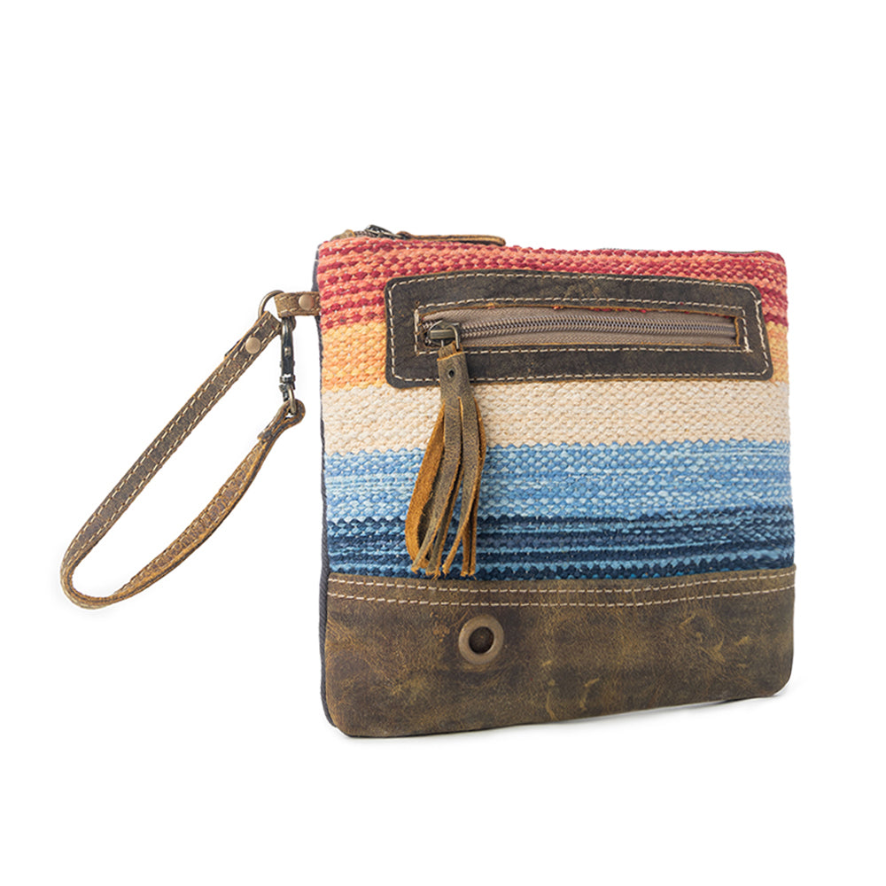FRESH LOOK POUCH