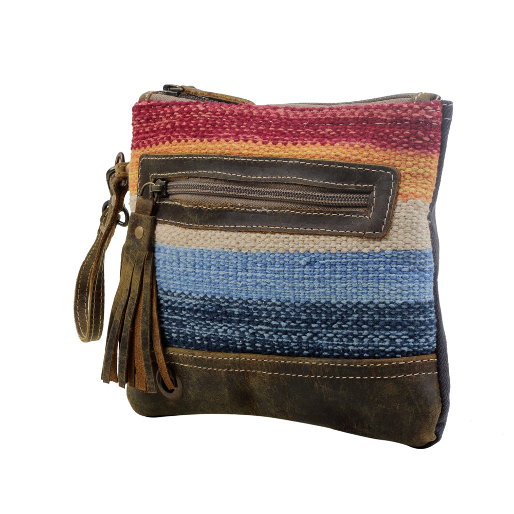 FRESH LOOK POUCH
