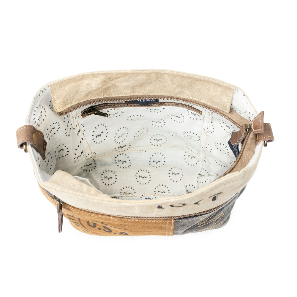 Smart Rule Shoulder Bag