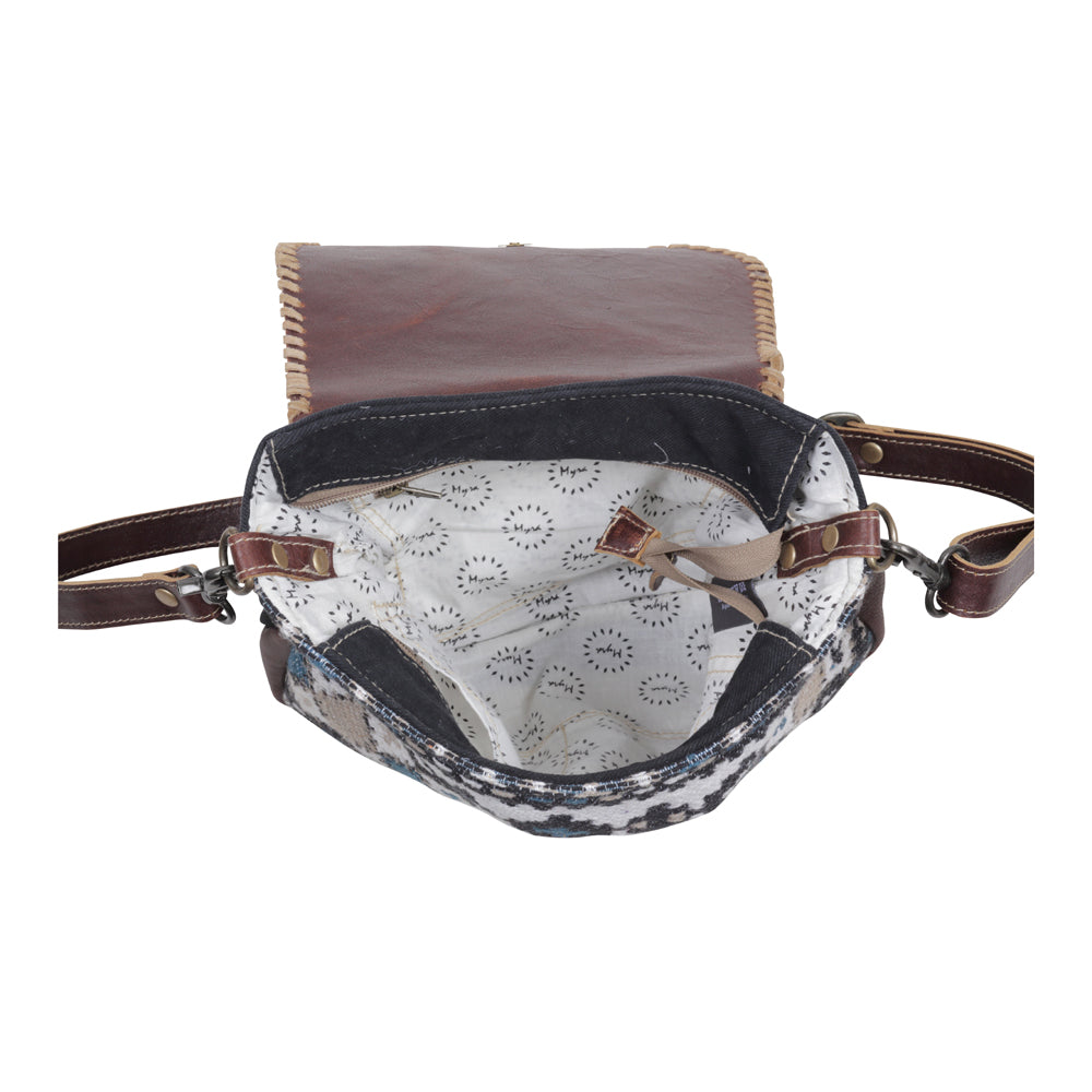 Sprightly shades Shoulder Bag