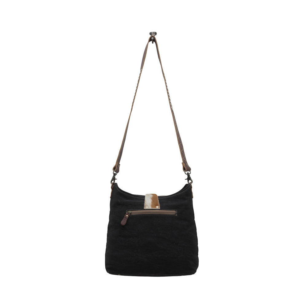 Aspaldiko Shoulder Bag