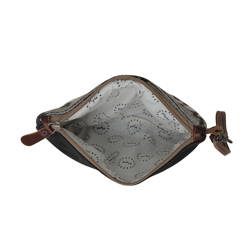 Voorpret Pouch