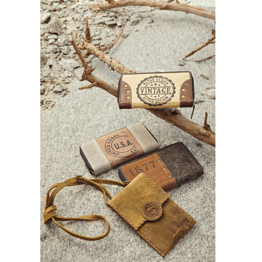 Zipper Brown Wallet