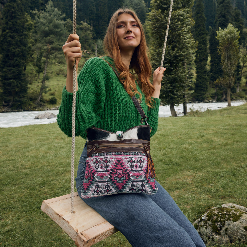 MIA AZTECA SMALL & CROSSBODY BAG