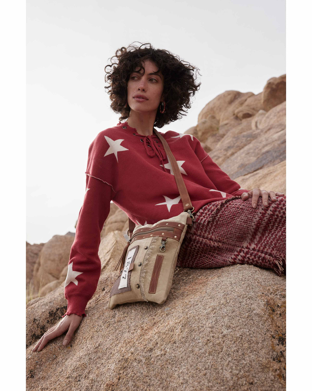 Yesteryear Vintage Style Small & Crossbody Bag