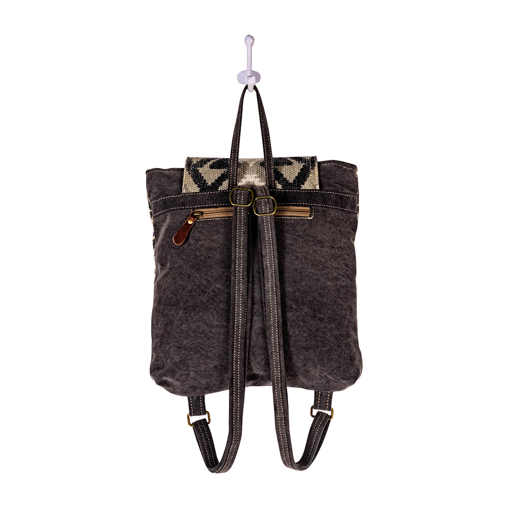 Arrowhead Cliff Backpack Bag
