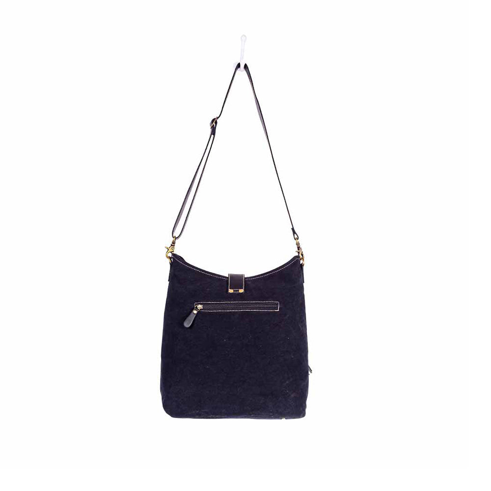 Jenson Bluff's Shoulder Bag