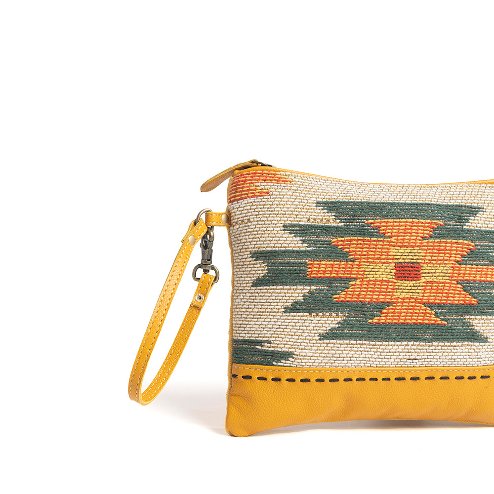 Tierra Fuerte Pouch
