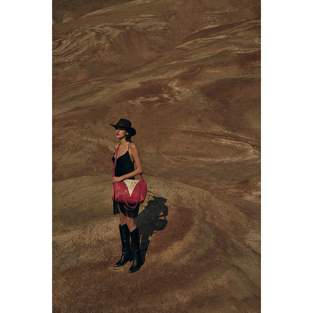 Tierra Vasta Duffle Bag in Magenta