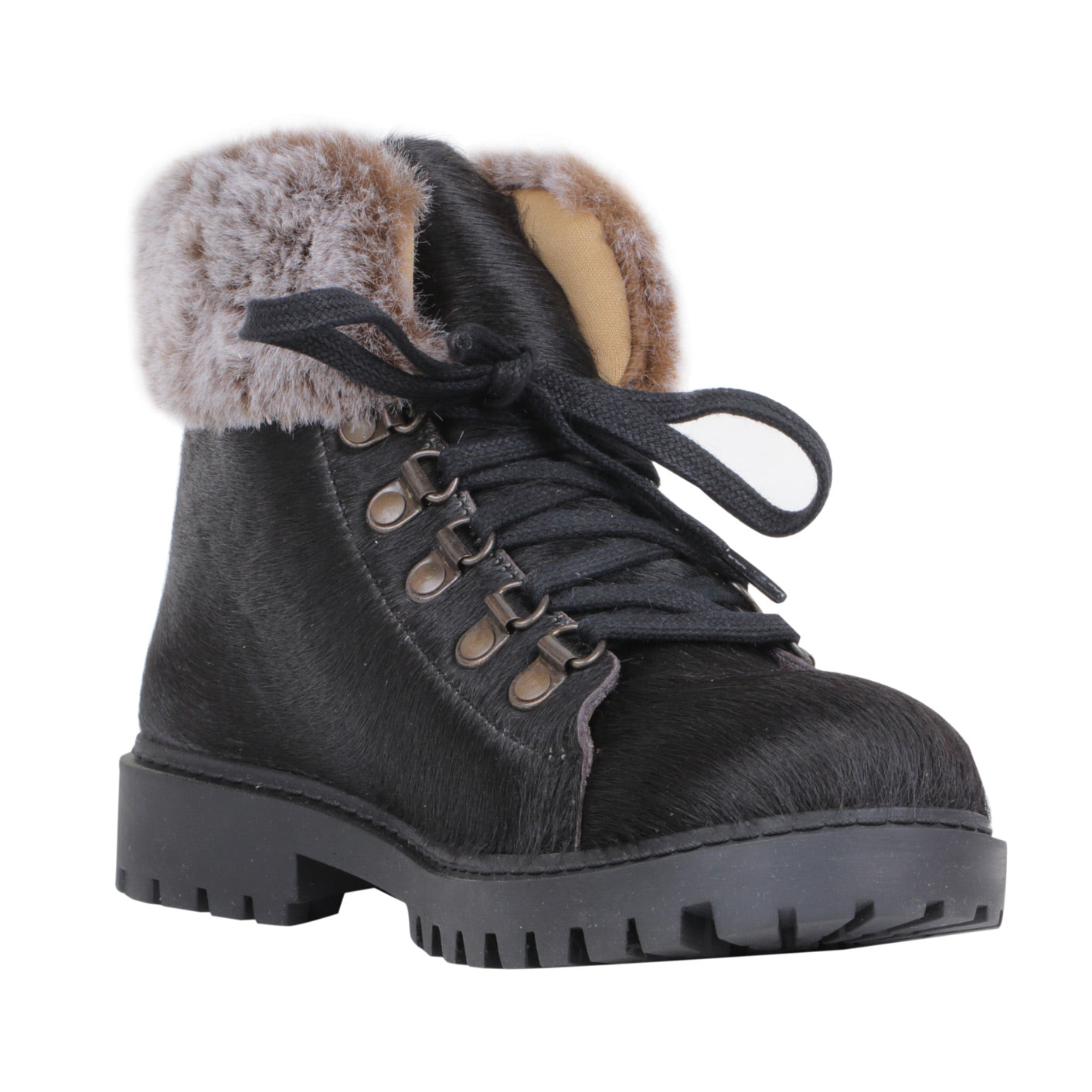 Turbulent Boots