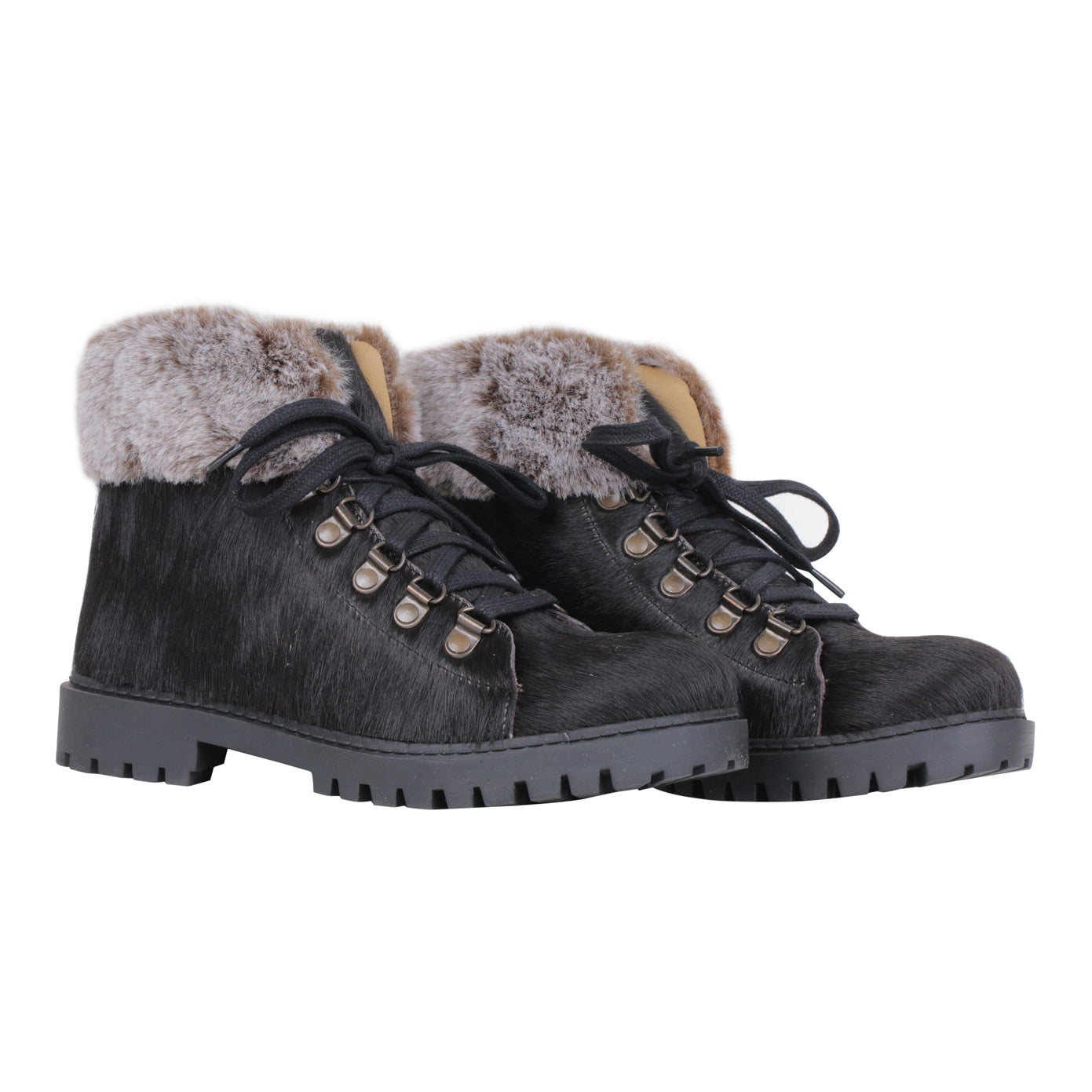 Turbulent Boots