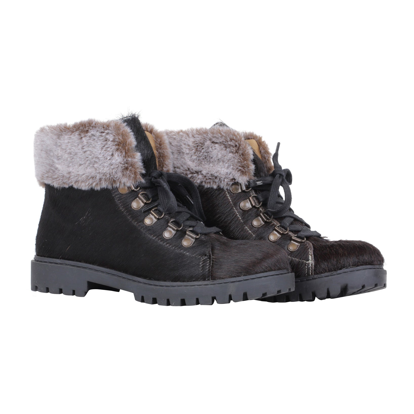 Turbulent Boots