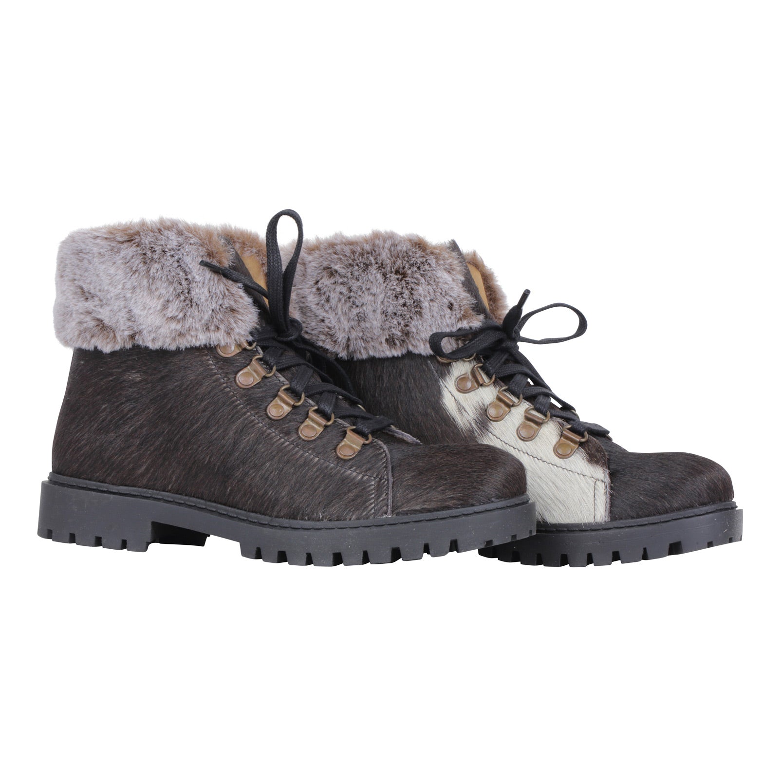 Turbulent Boots