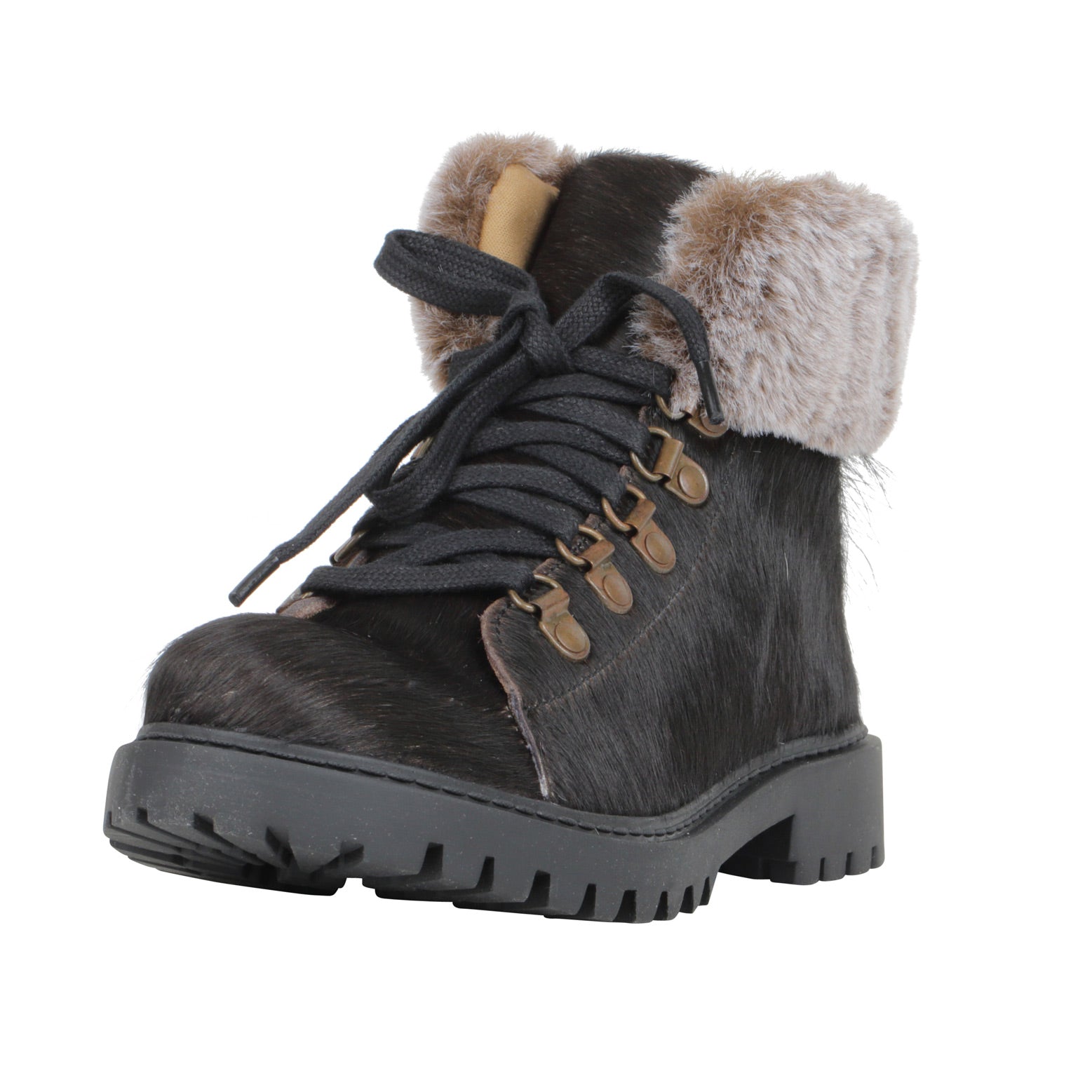 Turbulent Boots
