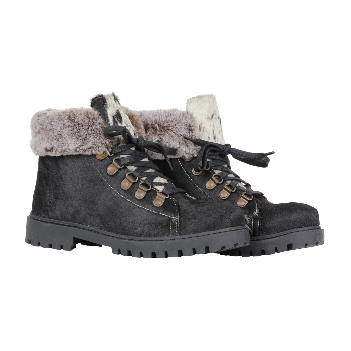 Turbulent Boots