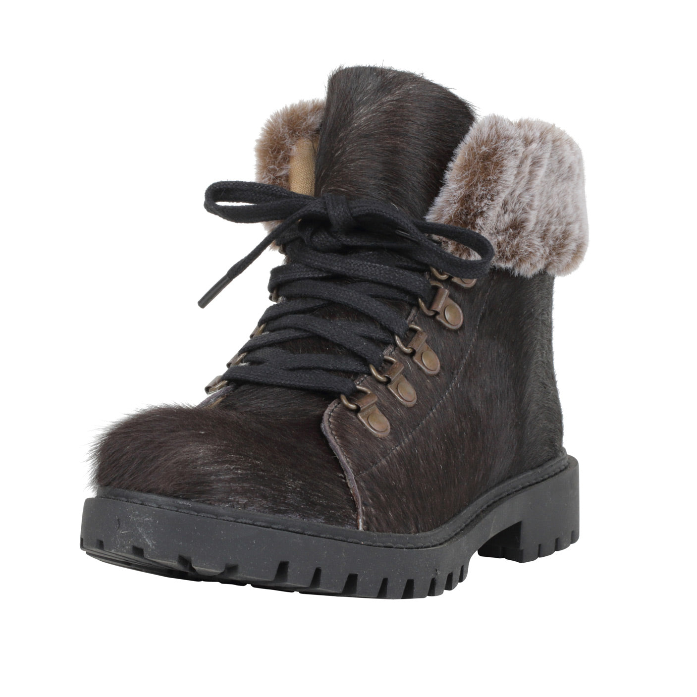 Turbulent Boots