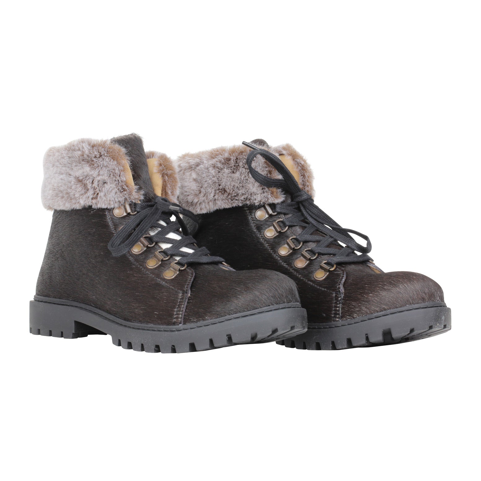 Turbulent Boots