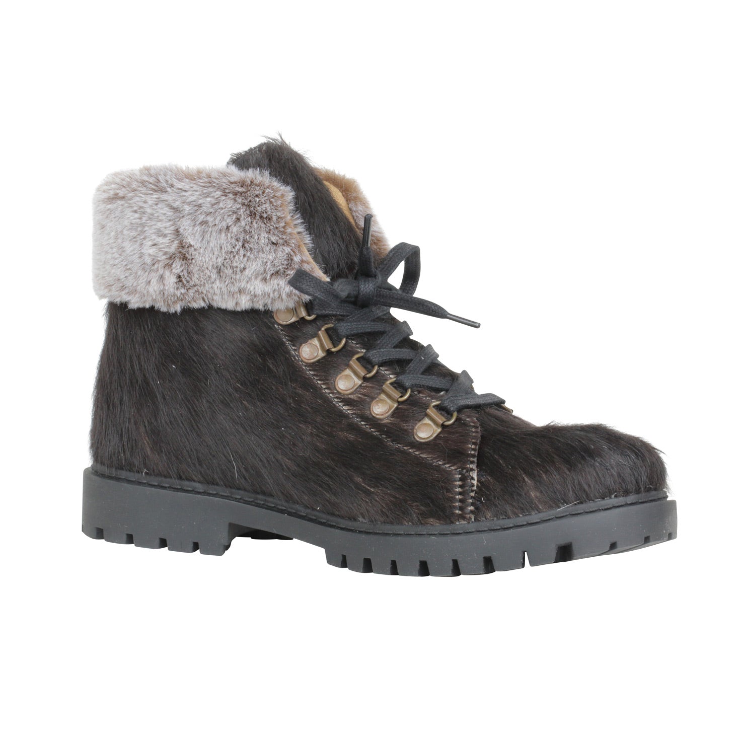 Turbulent Boots