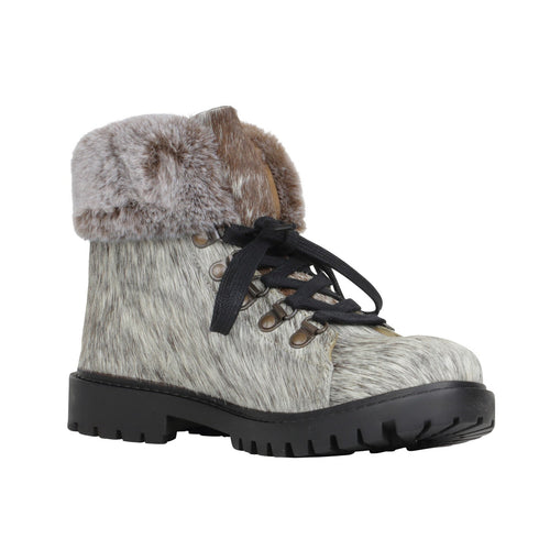 Turbulent Boots