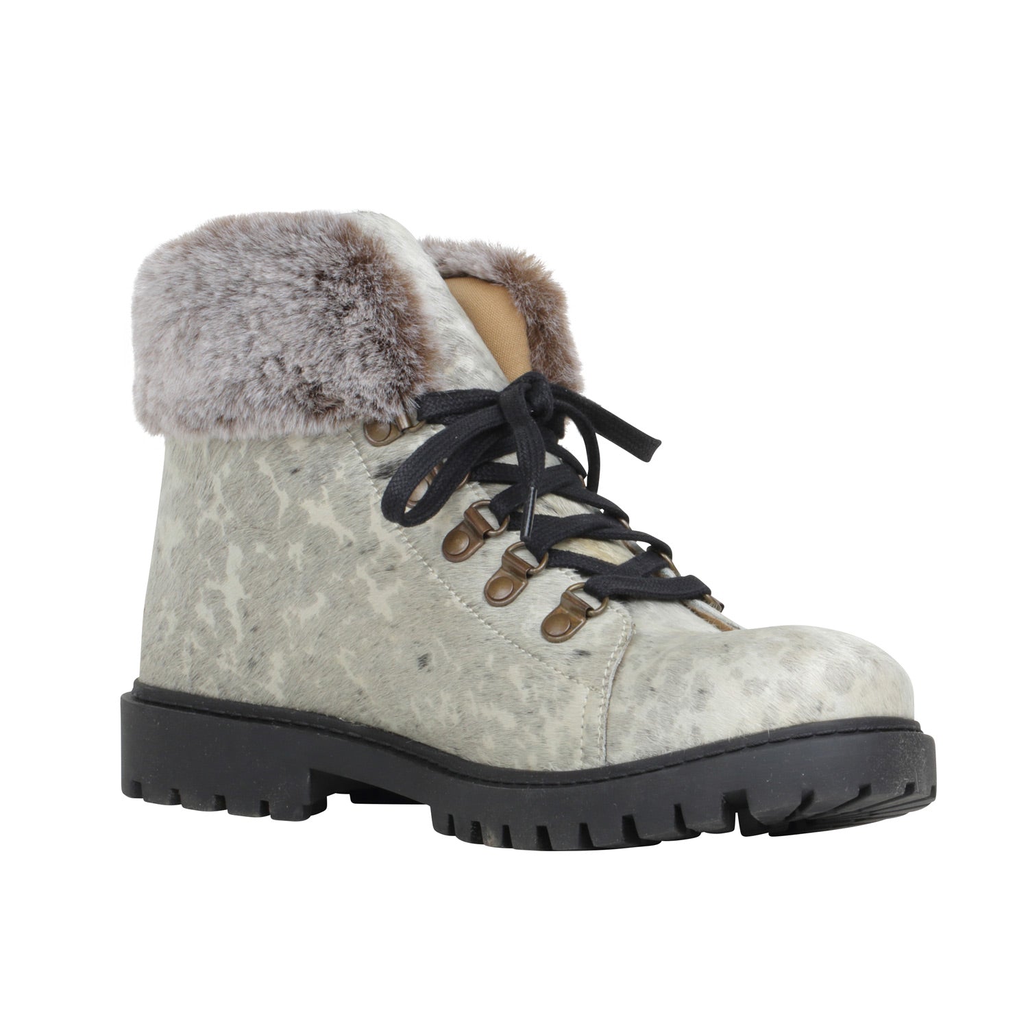 Turbulent Boots