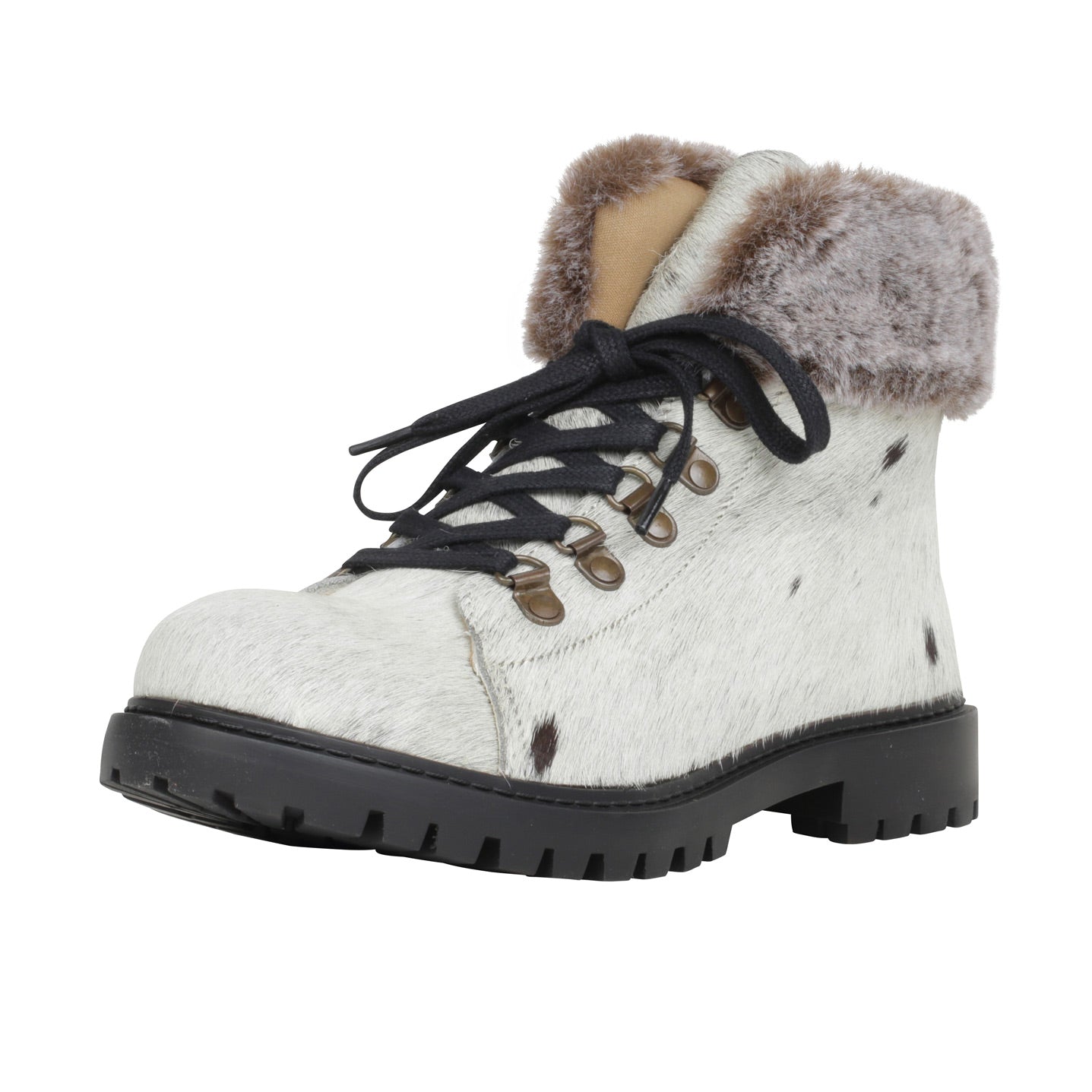 Turbulent Boots