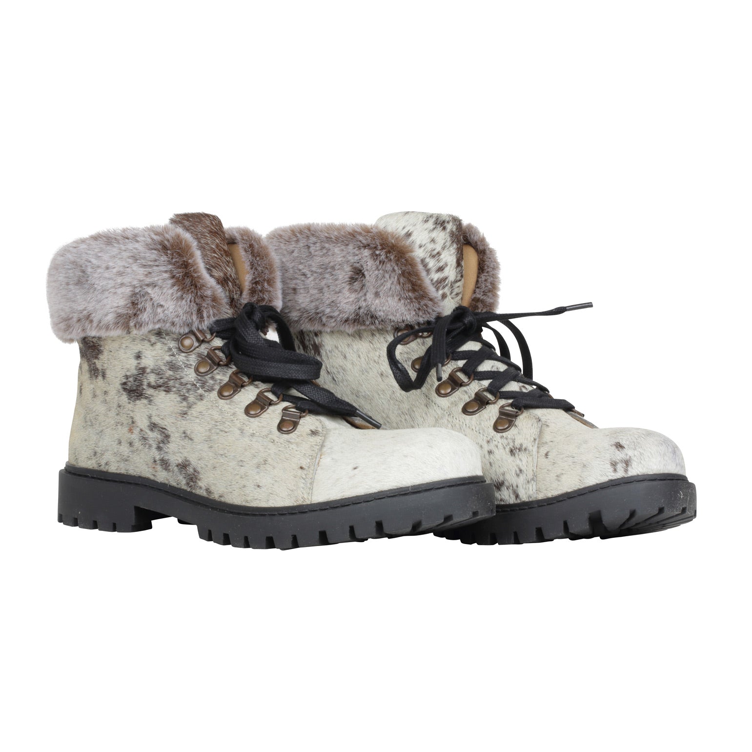 Turbulent Boots